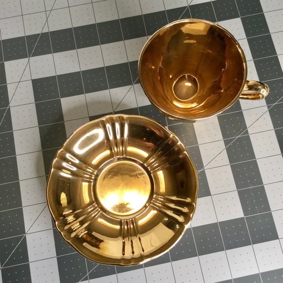 ✨HOST PICK✨VINTAGE Rare Royal Winton Golden Age Teacup and
Saucer Set - Picture 7 of 8